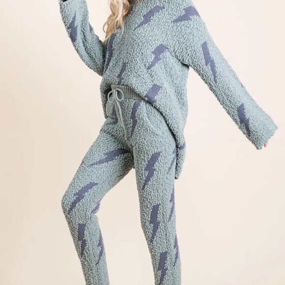 BiBi Cozy Soft Hairy Popcorn Sweater Pants - Picture 11 of 12